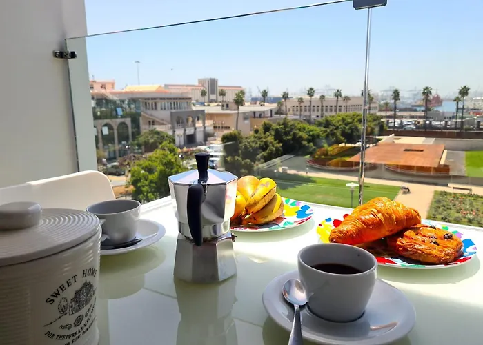 Apto Moderno Y Acogedor Con Terraza Y Vistas