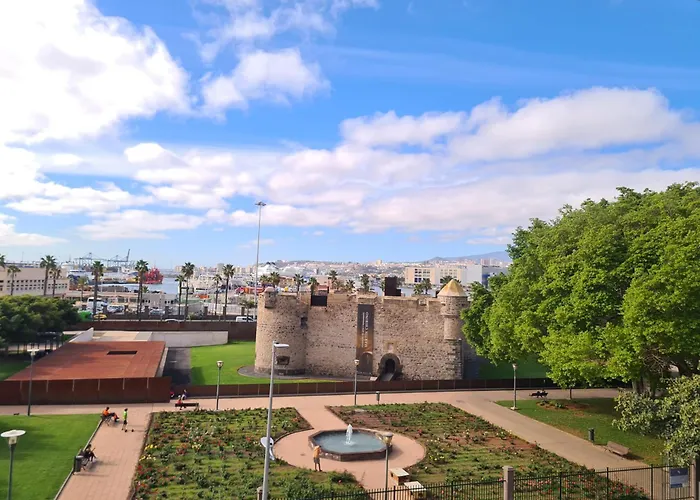 Apto Moderno Y Acogedor Con Terraza Y Vistas