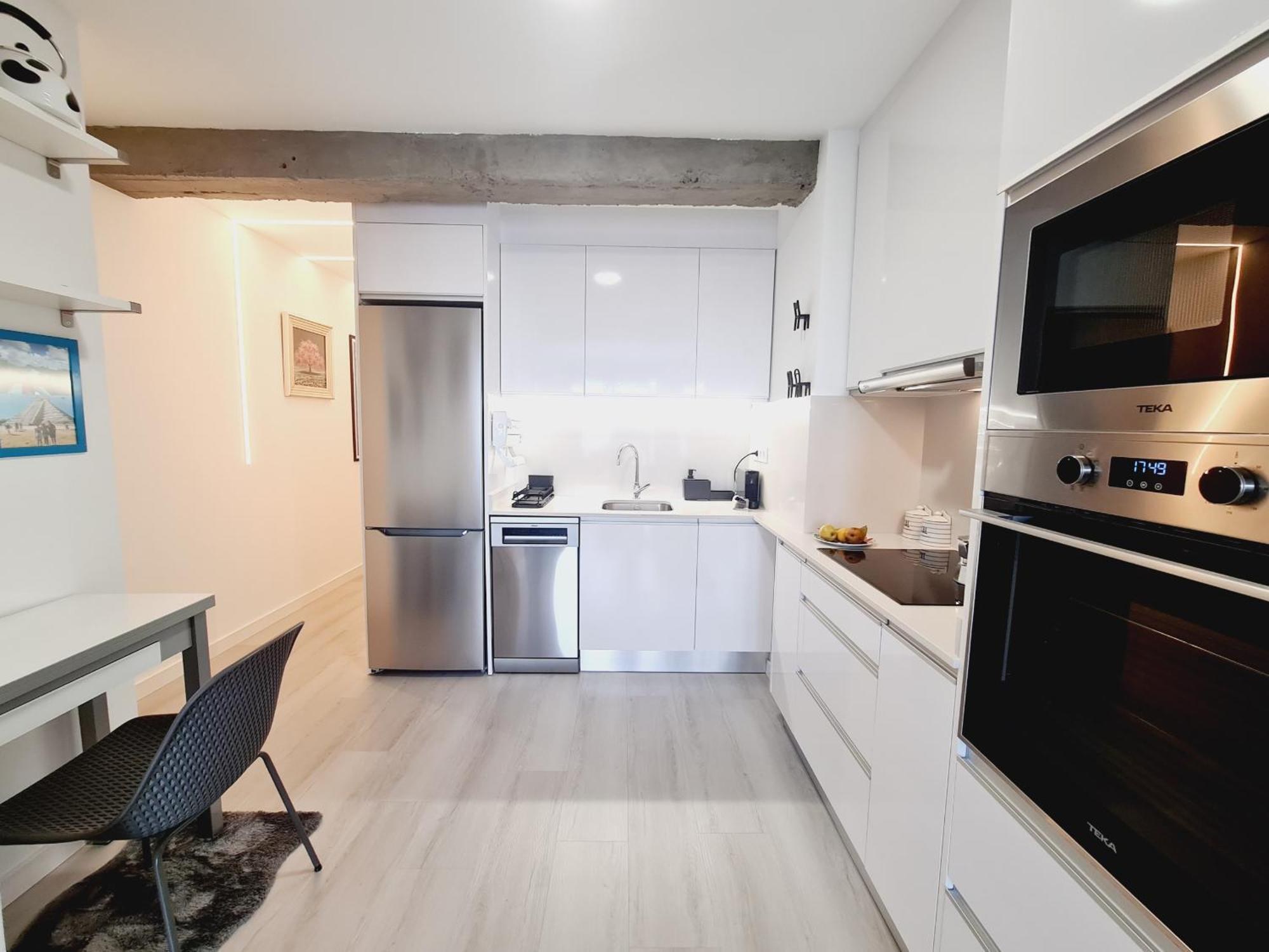 Apto Moderno Y Acogedor Con Terraza Y Vistas Apartment